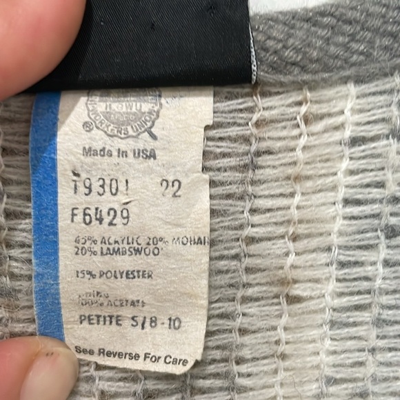 Koret Career Petites Union Made Vintage Lambswool Blend Cardigan Sweater Size SP - Picture 4 of 13